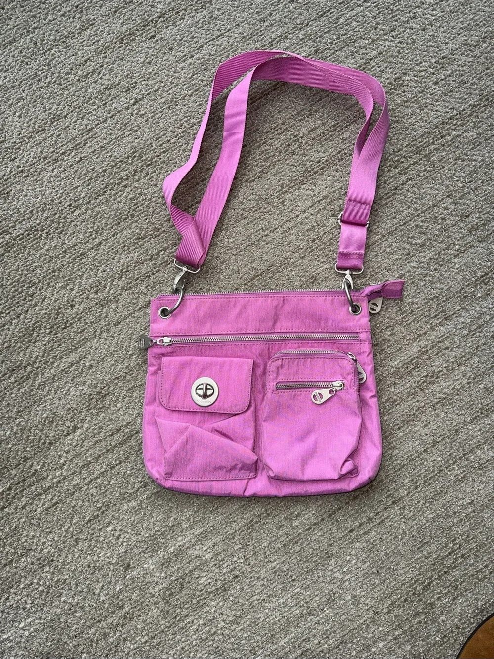 Baggallini Crossbody Bag w Pockets